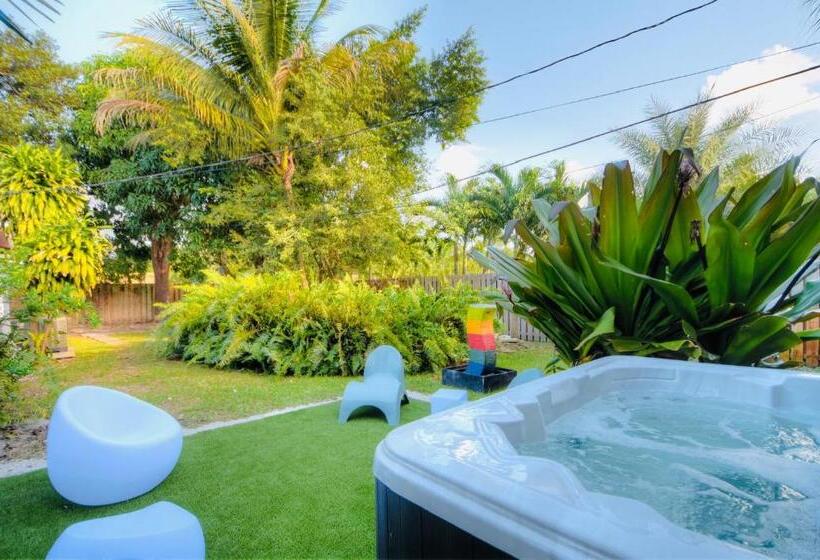 اتاق استاندارد با تخت بزرگ, Sexy Vibe1/private Room/ Outdoor Shower/heat Pool/