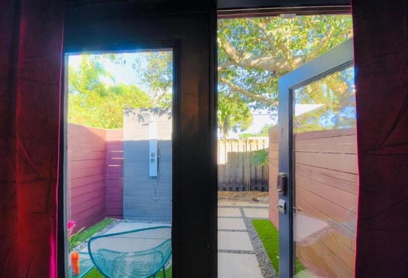 اتاق استاندارد با تخت بزرگ, Sexy Vibe1/private Room/ Outdoor Shower/heat Pool/