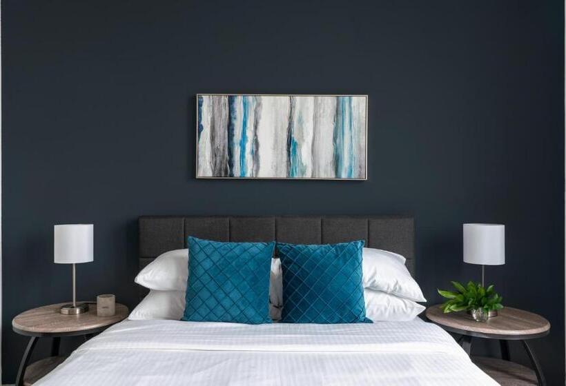 استودیوی استاندارد, Rise Doro Apartments By Barsala