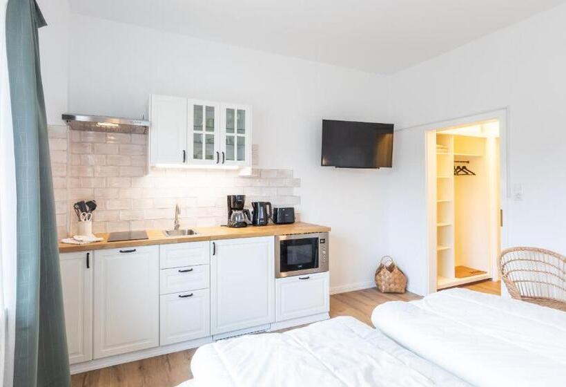 חדר סטודיו סטנדרד, Schifferhaus