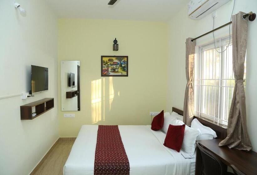 חדר סופריור עם מיטת קינג, Bangalore Airport Inn Hotel, Airport Pickup & Drop Available 24x7