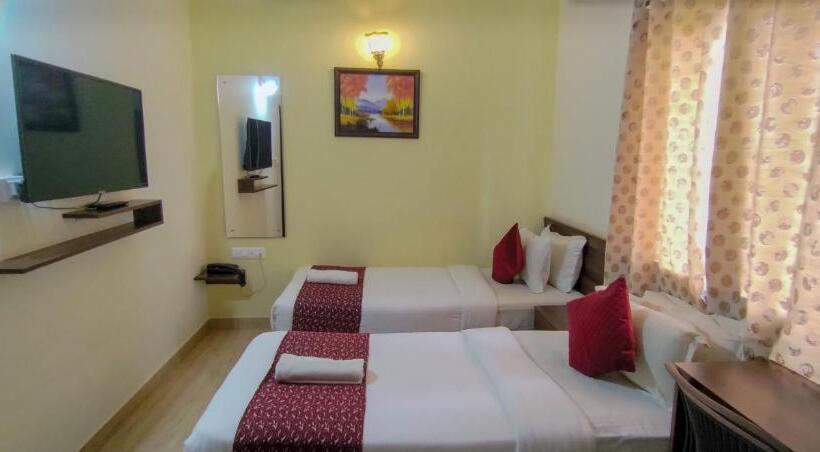 חדר סטנדרט, Bangalore Airport Inn Hotel, Airport Pickup & Drop Available 24x7