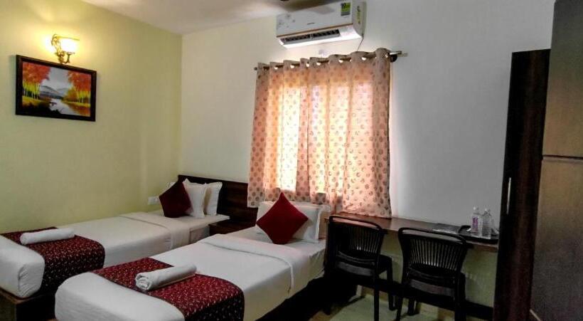 חדר סופריור, Bangalore Airport Inn Hotel, Airport Pickup & Drop Available 24x7