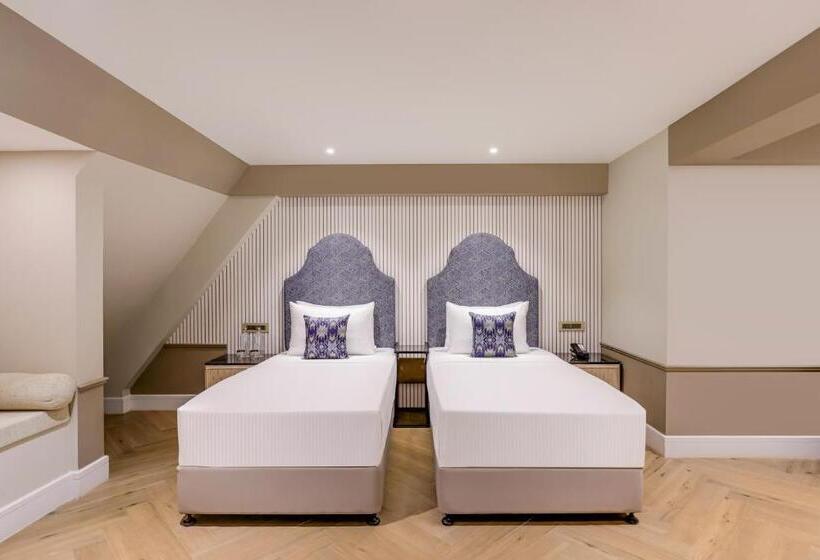 Номер Executive, Grand Mercure Goa Candolim