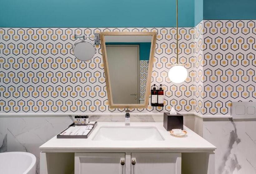 סוויטה דלוקס, Grand Mercure Goa Candolim