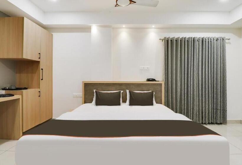 디럭스 트리플 룸, Collection O 81219 Hotel River View