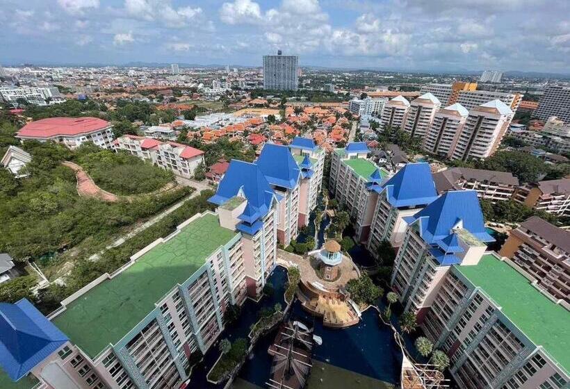 주니어 스위트 발코니, Grande Cariibbean Pattaya By Thita