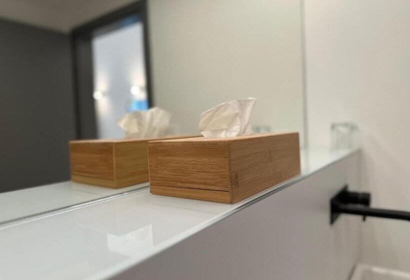 Номер Стандарт с Балконом, Boutique Hotel Greenleaf