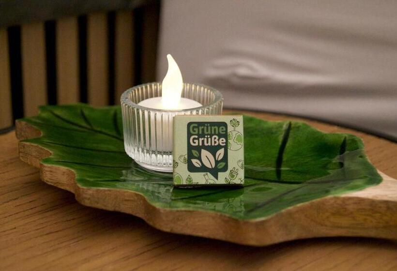 Люкс, Boutique Hotel Greenleaf