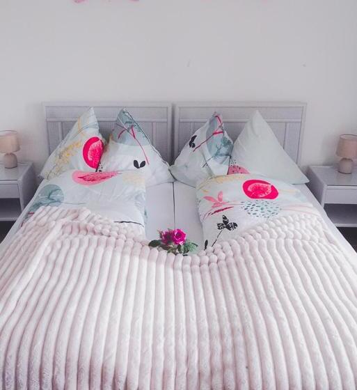 带景观的三人标准房间, Dreierzimmer