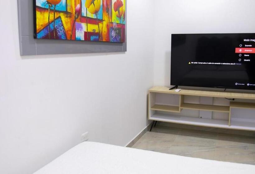 اتاق استاندارد, Faleg World