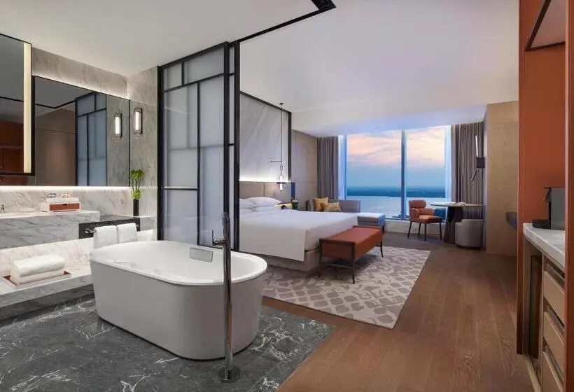キングサイズベッドのスタンダードルーム, Hyatt Regency Changshu Kuncheng Lake