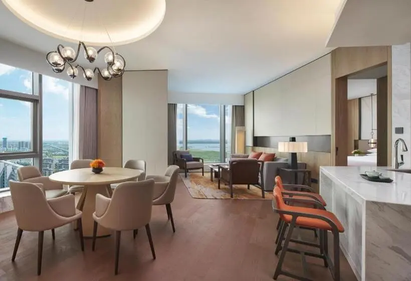 キングサイズベッドのデラックススイート, Hyatt Regency Changshu Kuncheng Lake