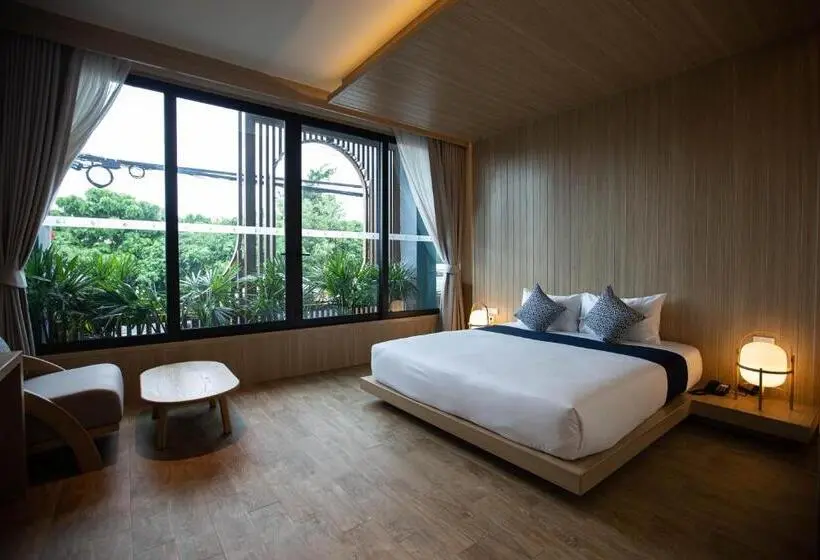 ファミリールーム, The Arch Phuket