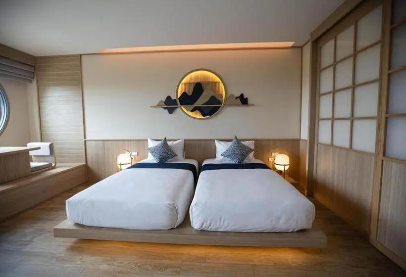 スーペリアールーム, The Arch Phuket