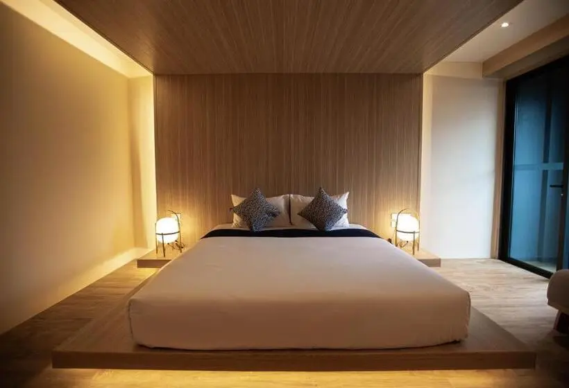 スーペリアールーム, The Arch Phuket