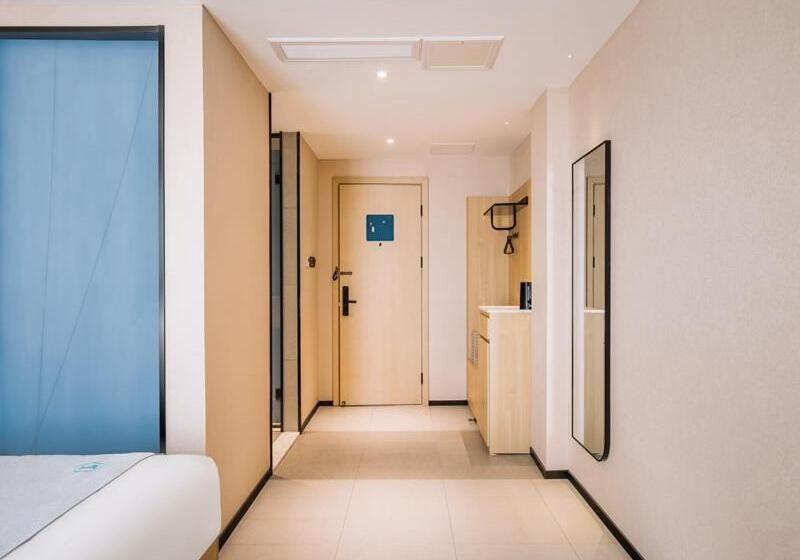 Семейный Номер Deluxe, Lanou Hotel Qingdao West Station Haixi Road