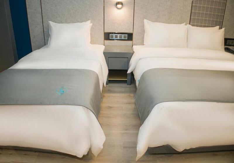 디럭스 패밀리 룸, Lanou Hotel Xiguan Impression Scenic Area Shiyanfang County