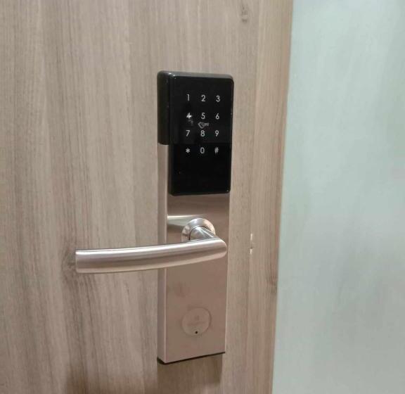 آپارتمان 1 خوابه با بالکن, Oasis Chic By The Bay Pasay City Near Mall Of Asia