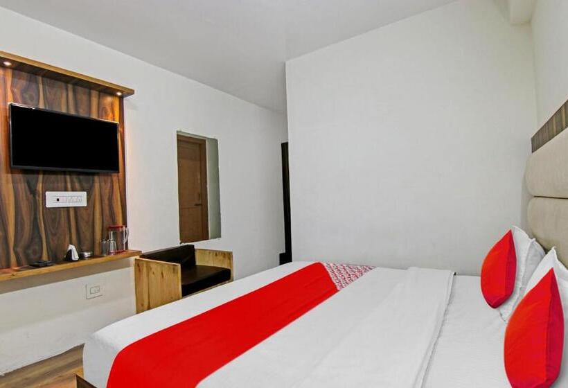 غرفة كلاسيكية ثلاثية, O Alfa