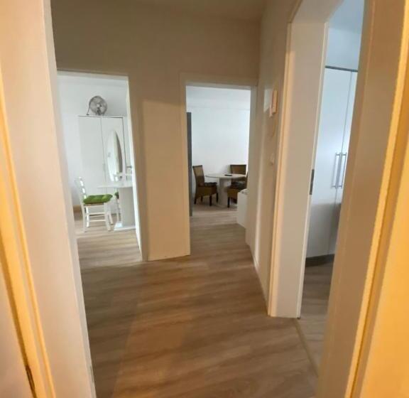 آپارتمان 1 خوابه با چشم‌انداز باغ, Annie´s Appartements