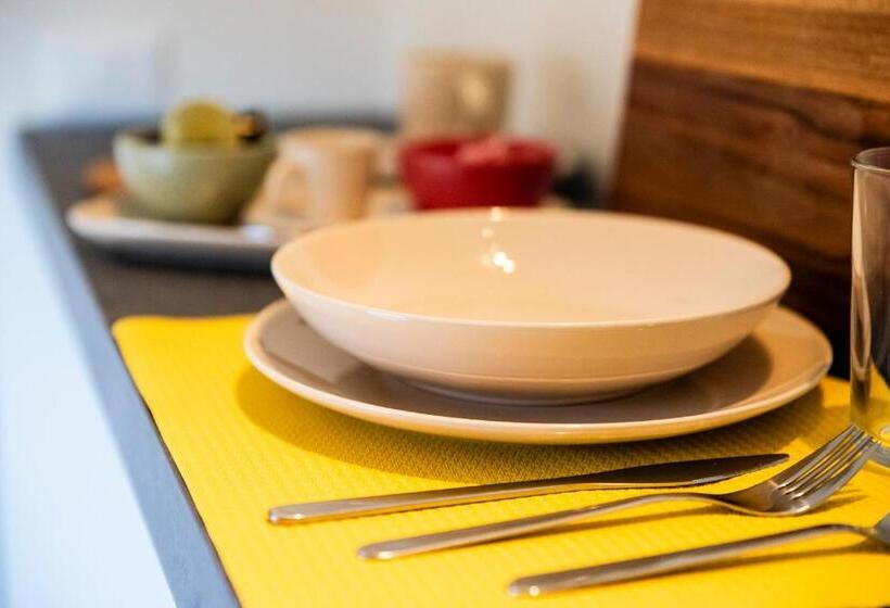 اتاق استاندارد, Reggio Center Lovely Rooms