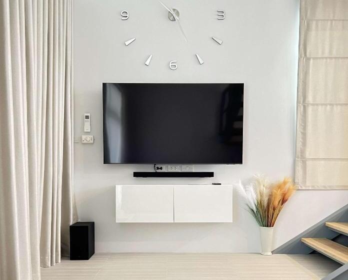 شقة غرفتين, Riana Samui