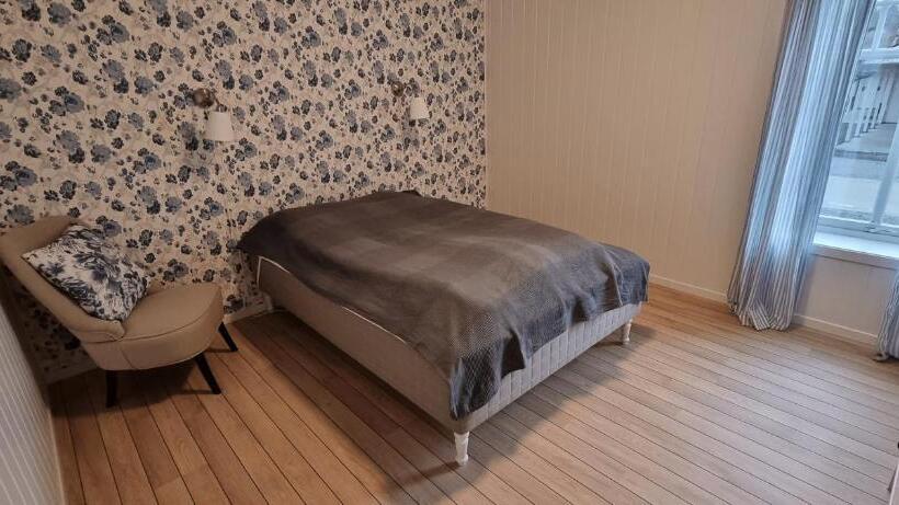 Хижина, Rosendal Hyttetun