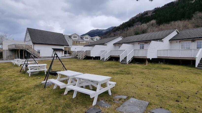 Хижина, Rosendal Hyttetun