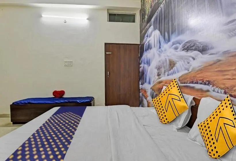 トリプルクラシックルーム, Spot On Hotel Gangaur Midway