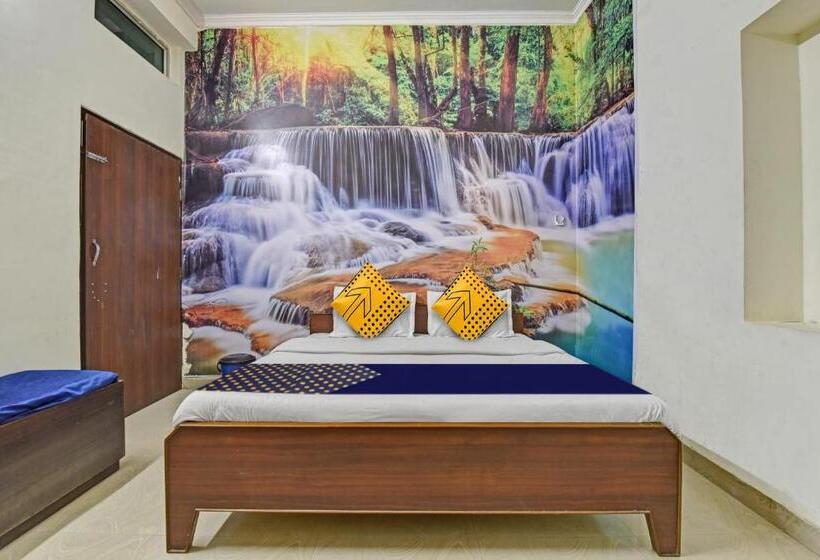 חדר קלאסי לשלושה, Spot On Hotel Gangaur Midway