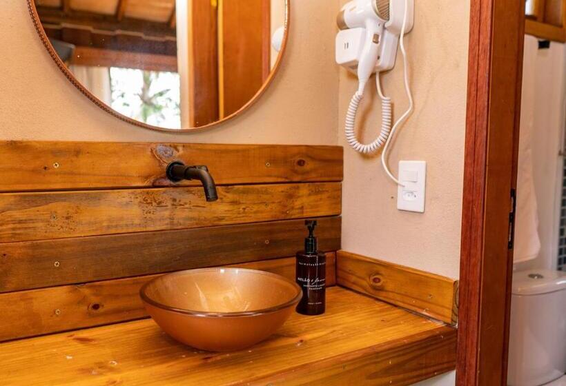 کلبه ییلاقی, Tahaa Pousada Boutique