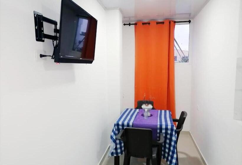 استودیو خانوادگی, Apartamentos Nashi