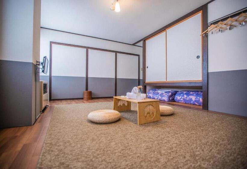 اتاق خانوادگی, 肆野 サンモリッツ一番館