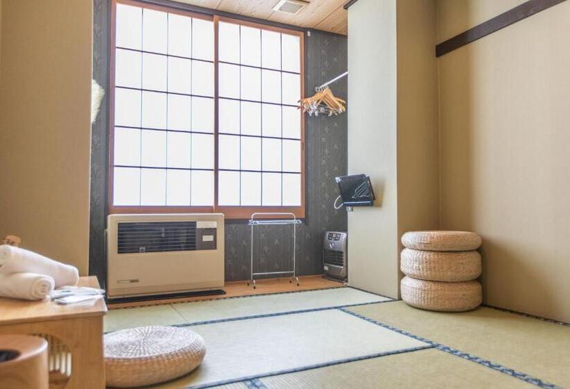 اتاق عادی, 肆野 サンモリッツ一番館