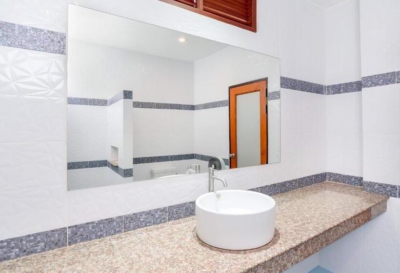 غرفة قياسية ثلاثية مطلة علي الحديقة, Klongnin Nature Hill