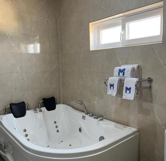 프레지덴셜 스위트, Marlin All Inclusive Resort