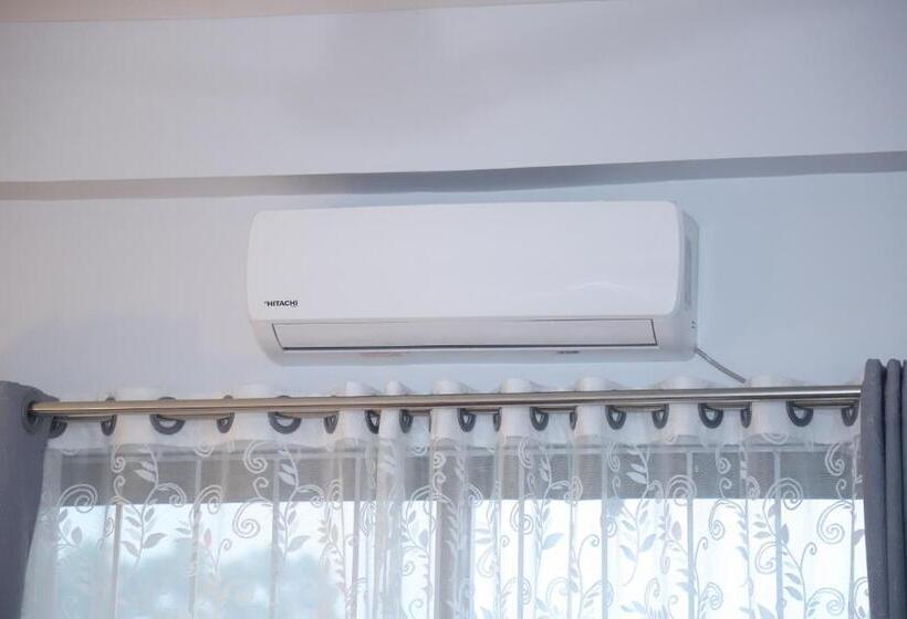 اتاق استاندارد, Nepal Inn Sauraha Relax And Refresh A Perfect Family Getaway