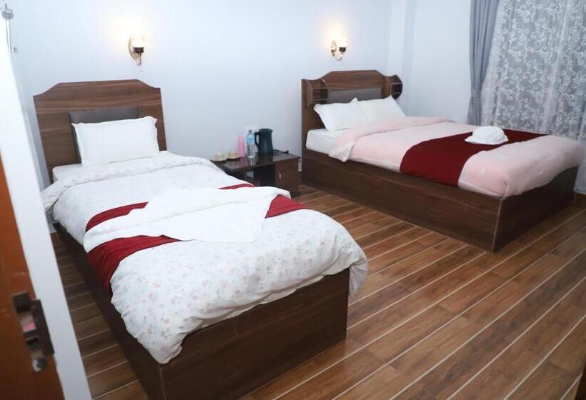اتاق استاندارد, Nepal Inn Sauraha Relax And Refresh A Perfect Family Getaway