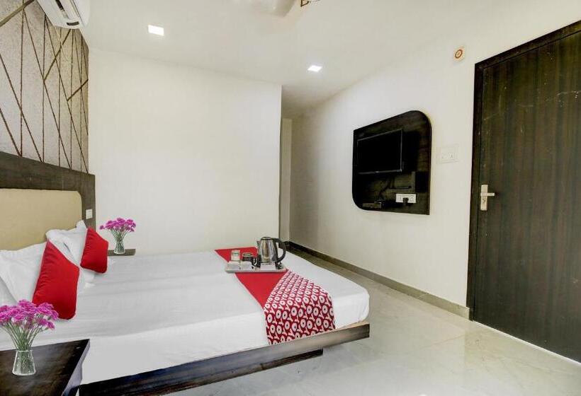 Трехместный Номер Классика, Oyo Flagship 70131 Hotel Alexa