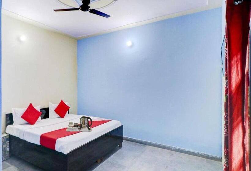 트리플 클래식 룸, Oyo Flagship 81042 Hotel Royal Inn