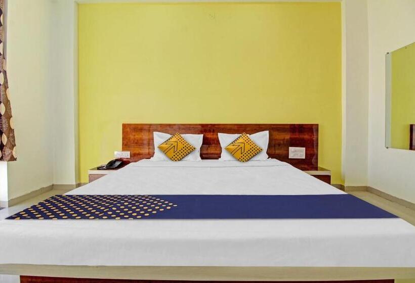 트리플 클래식 룸, Oyo Hotel Hidden Palace