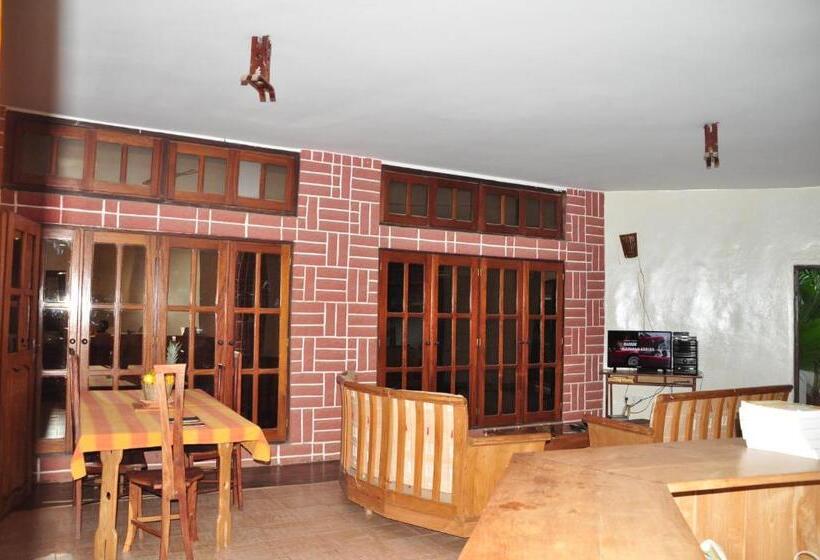 اتاق استاندارد با چشمانداز باغ, Chez Vous