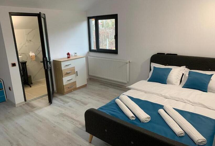 חדר משפחתי דלוקס, Lumea Copiilor Karina&adelin Lupeni