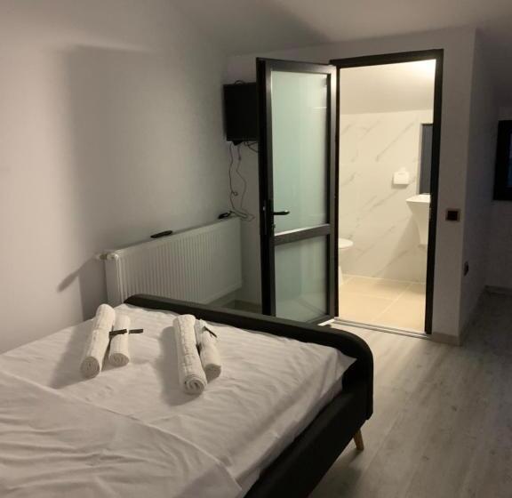 חדר דלוקס, Lumea Copiilor Karina&adelin Lupeni