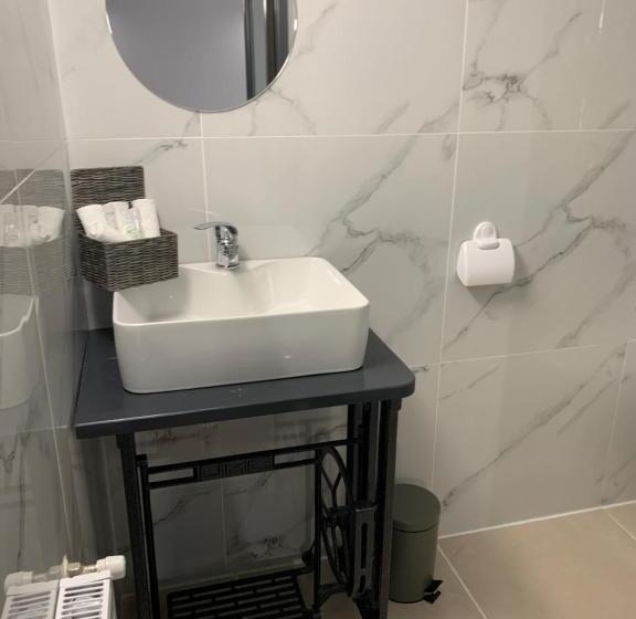 חדר משפחתי דלוקס, Lumea Copiilor Karina&adelin Lupeni