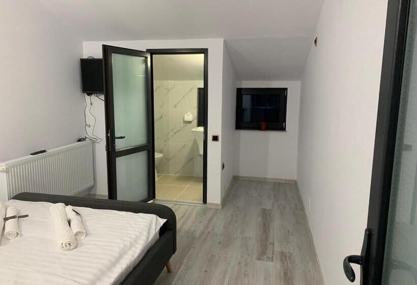 חדר דלוקס, Lumea Copiilor Karina&adelin Lupeni