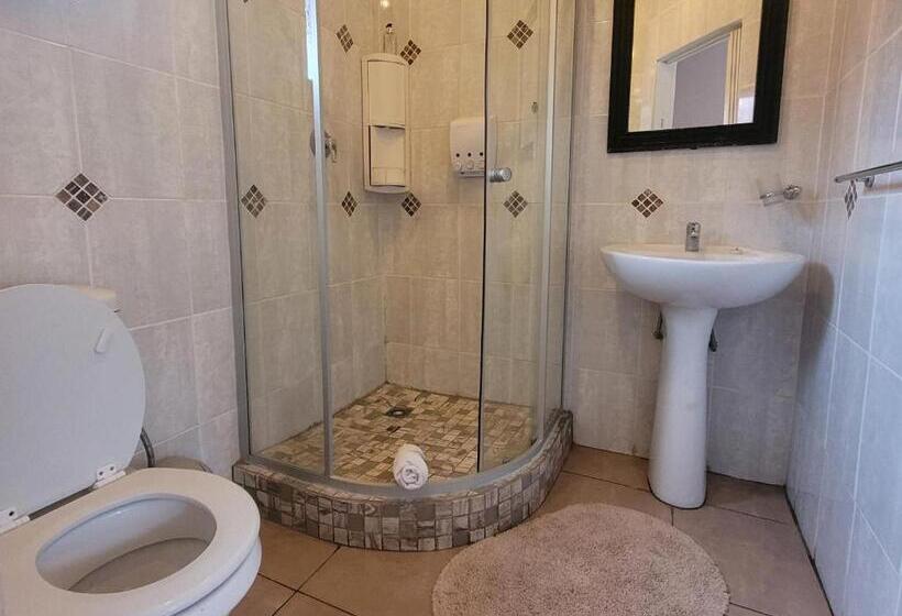 スタンダードルーム, Molopo Naledi Guest Lodge