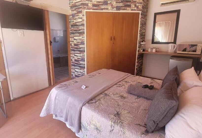 ファミリールーム, Molopo Naledi Guest Lodge