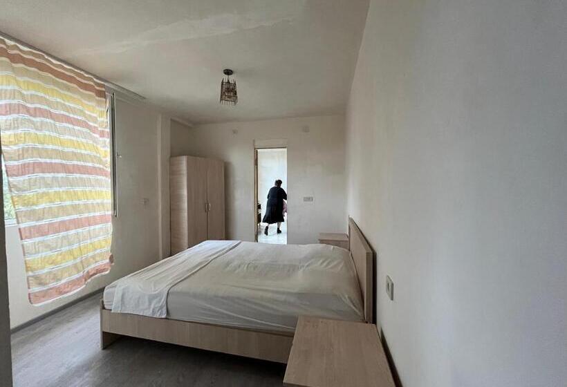 اتاق استاندارد, Ok House!